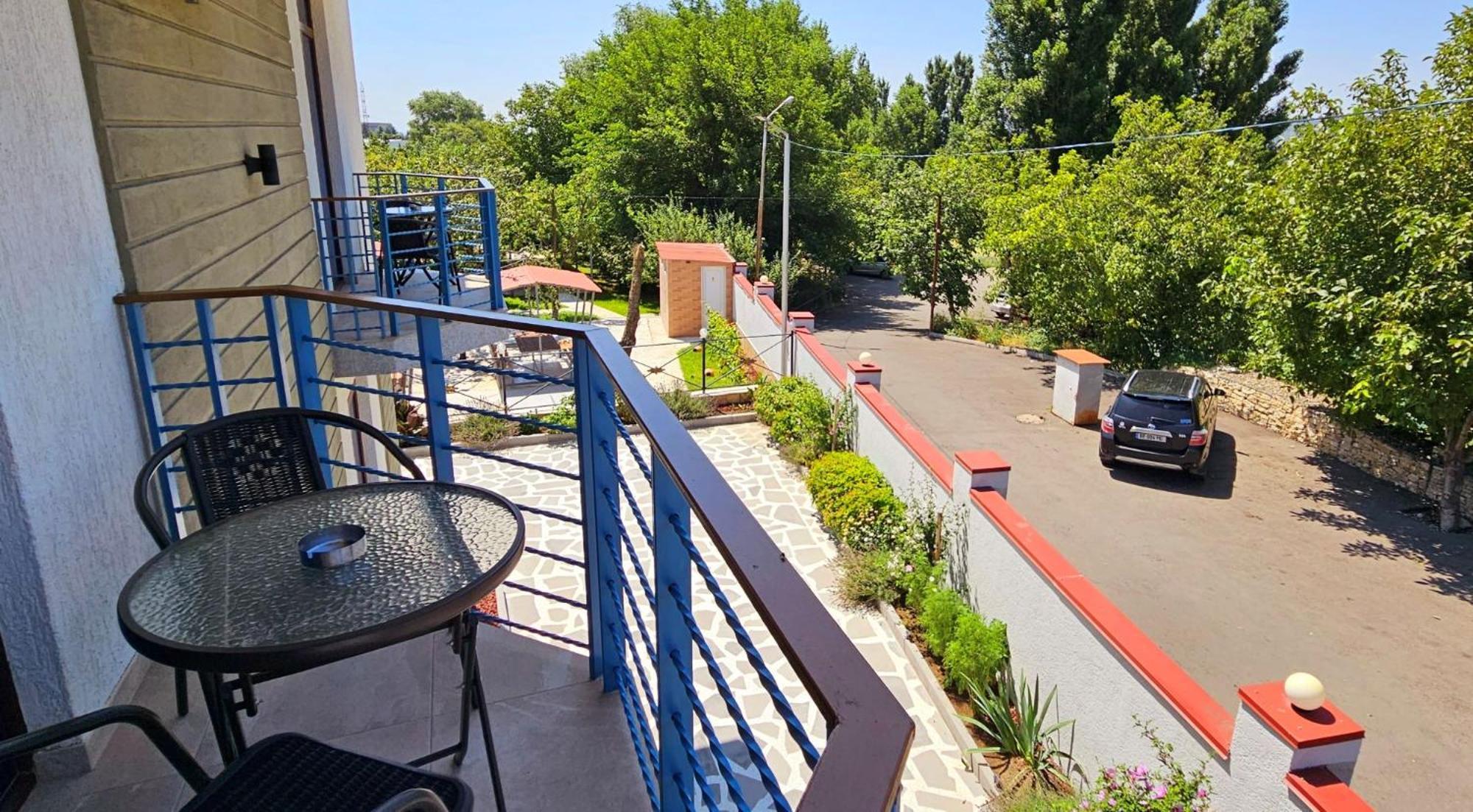 Sierra Hotel Tbilisi ภายนอก รูปภาพ