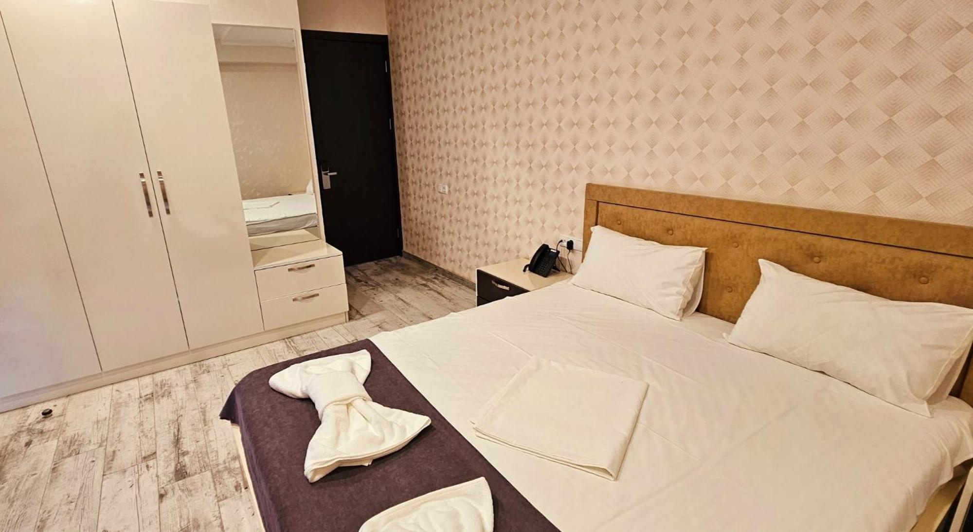 Sierra Hotel Tbilisi ภายนอก รูปภาพ